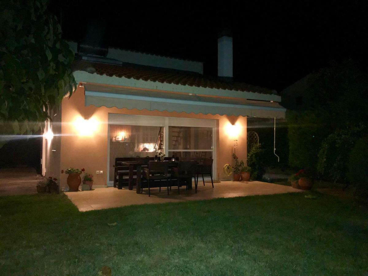 Plane Tree House Apartment Makri